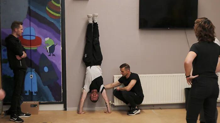 Calisthenics Ireland offering structured courses across Ireland, focused on teaching bodyweight strength training and skill development
