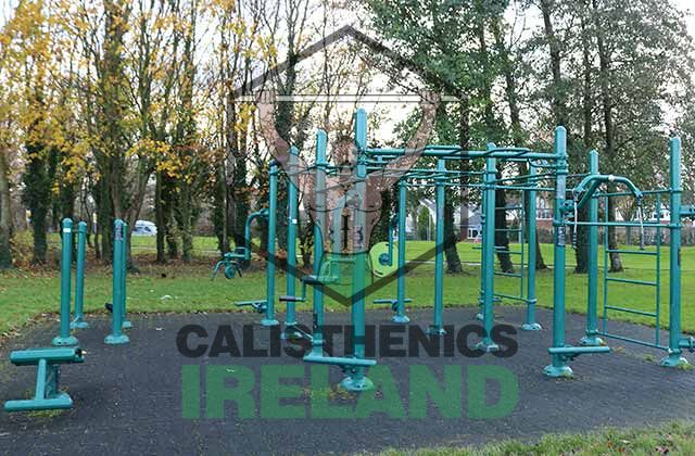 Tír na nÓg calisthenics park in Carpenterstown, West Dublin featuring outdoor bars and bodyweight training equipment