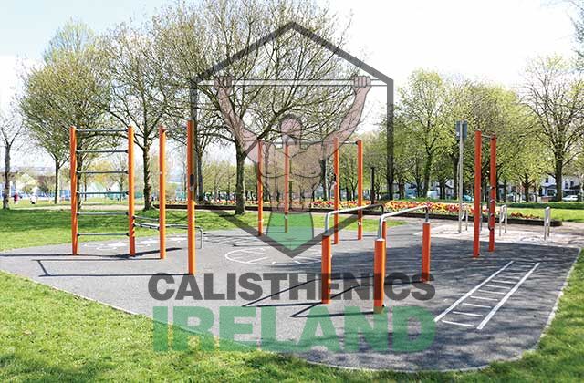Calisthenics area at Gerry O’Sullivan Park in Cork, featuring outdoor gym equipment for functional and bodyweight training