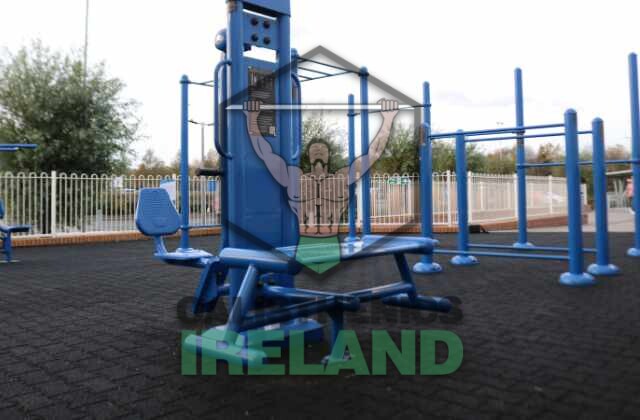 Decathlon outdoor street workout park