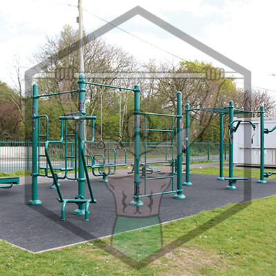 Street workout and calisthenics equipment at Kempton Park, Cork, designed for outdoor fitness and bodyweight training.